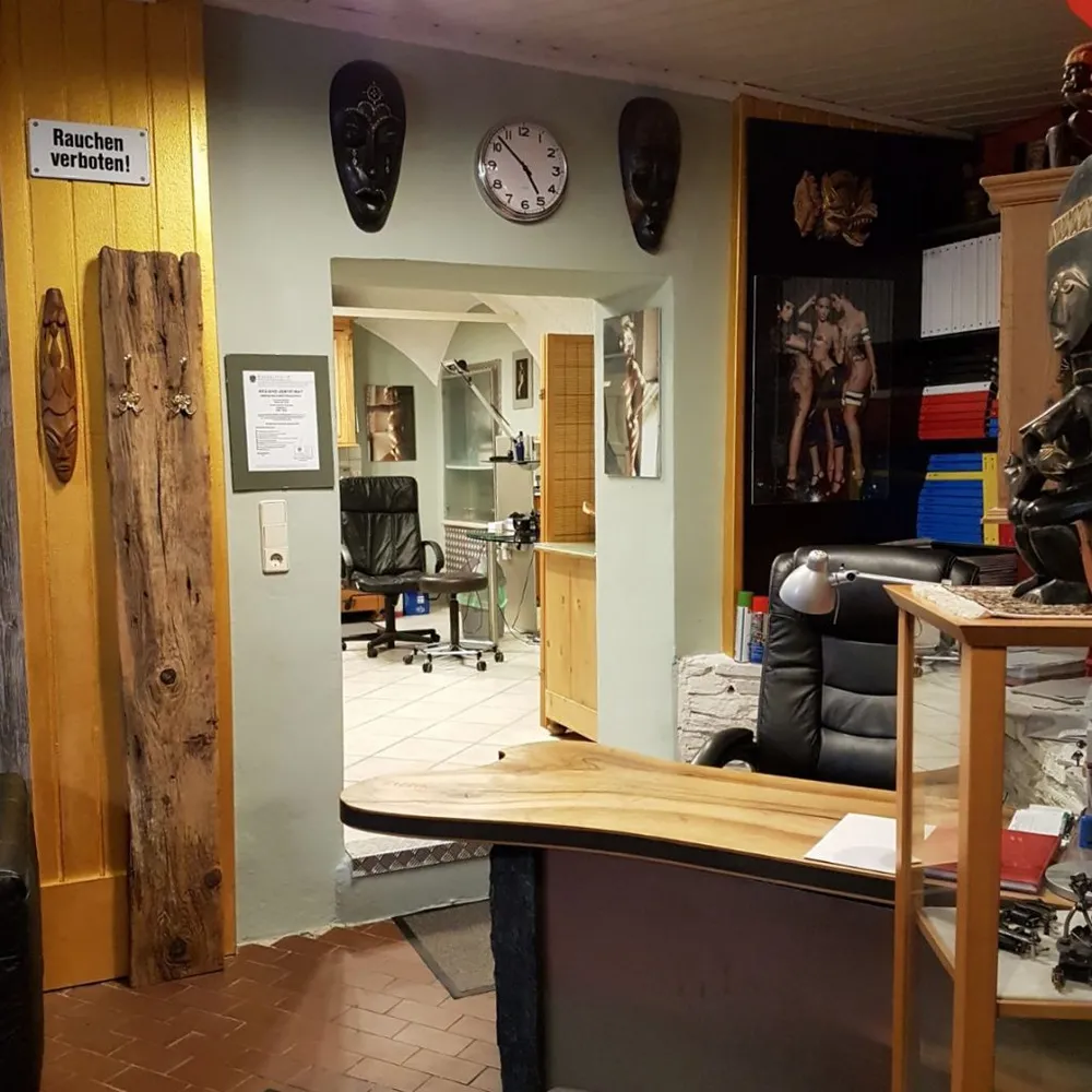 Tattoostudio Steyr – Eingang & Wartebereich